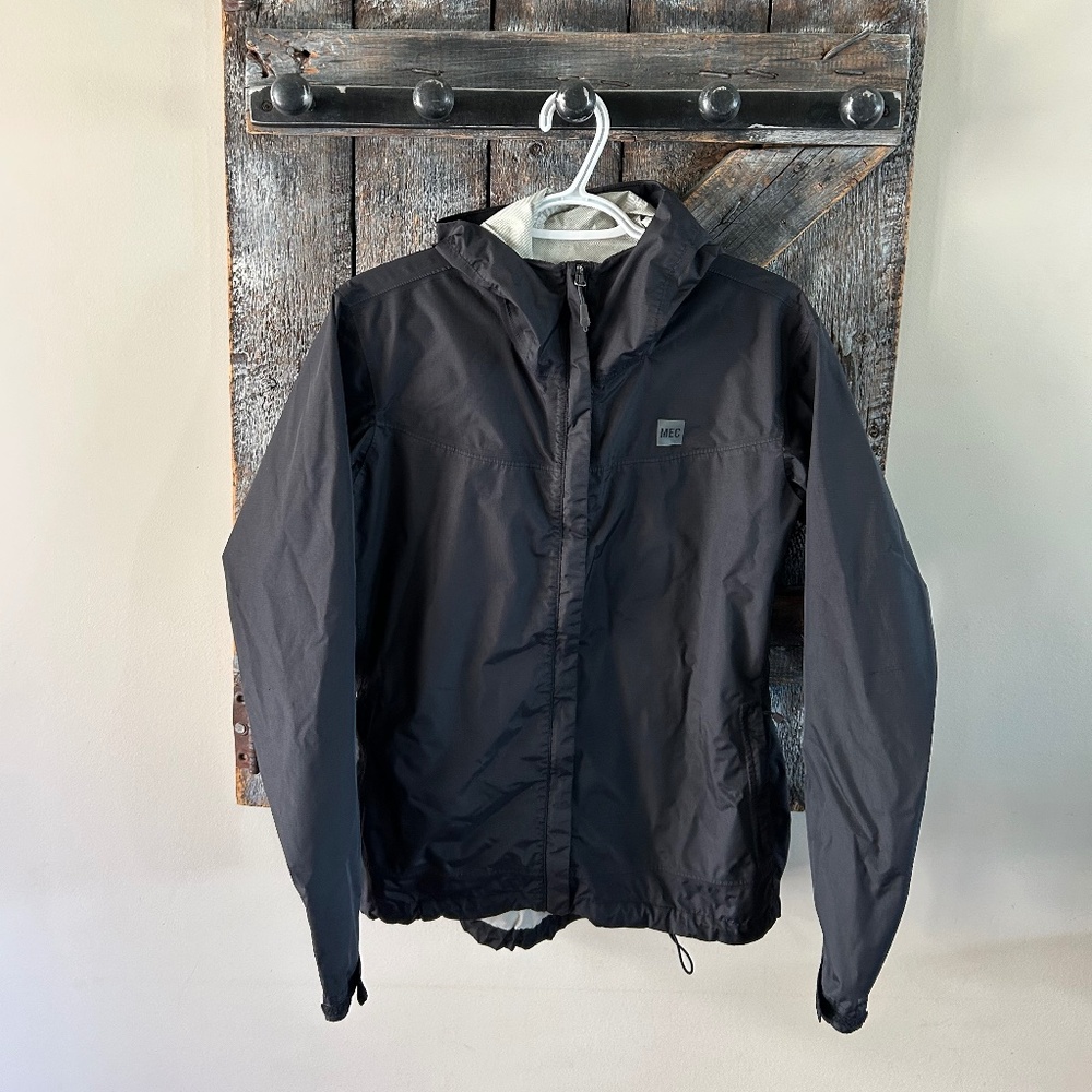 Women's Mountain Equipment Co-Op Light Weight Full Zipper Jacket w/Hood Black